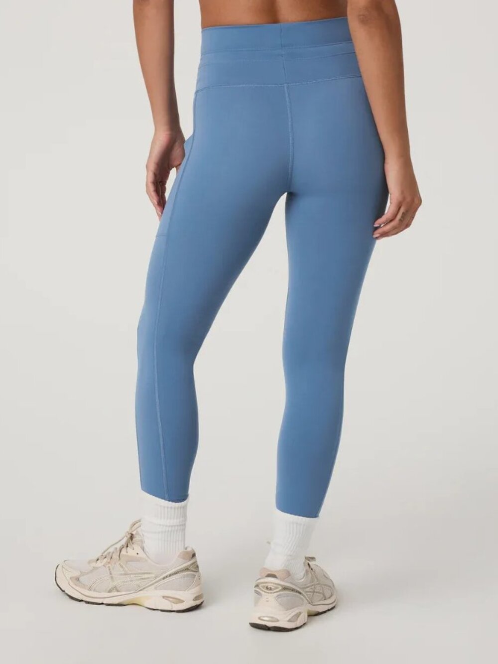 Vuori Daily Pocket Legging - Light French Blue - Size Small - Picture 5 of 7
